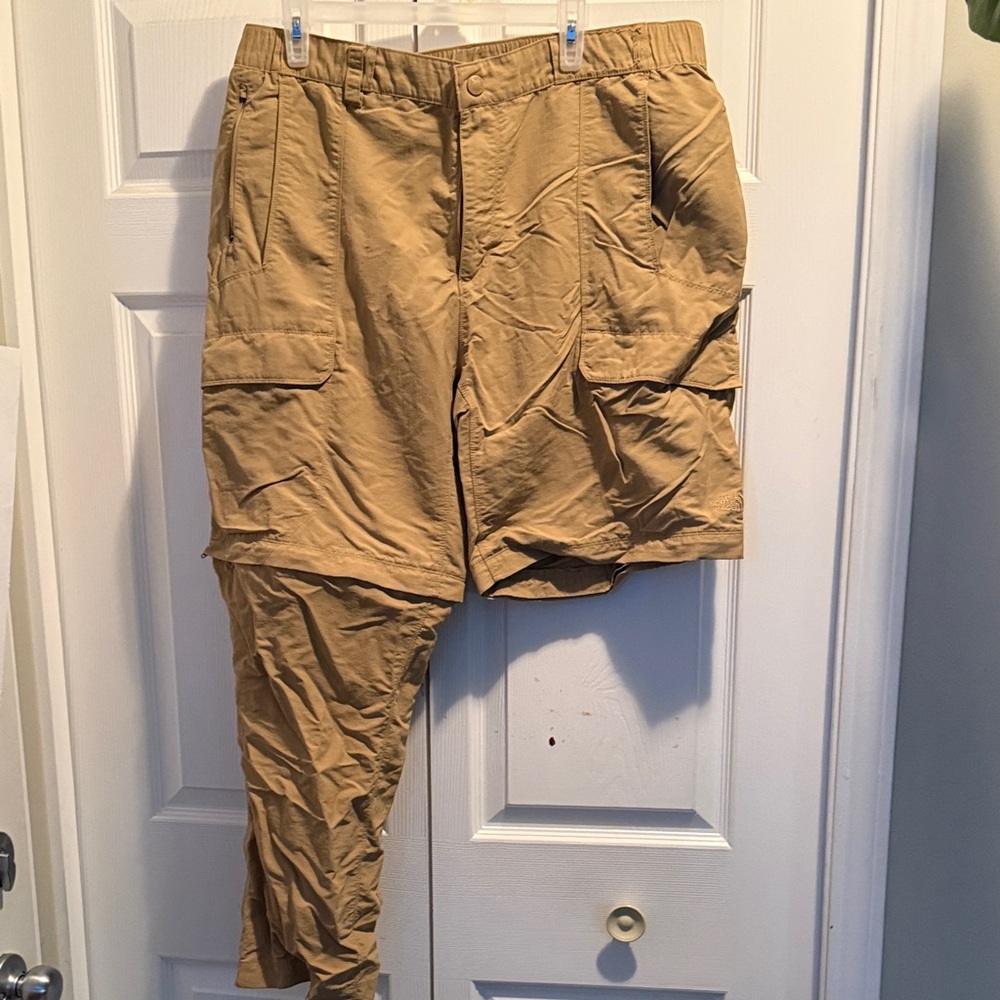 The North Face Men's Khaki Cargo Pants